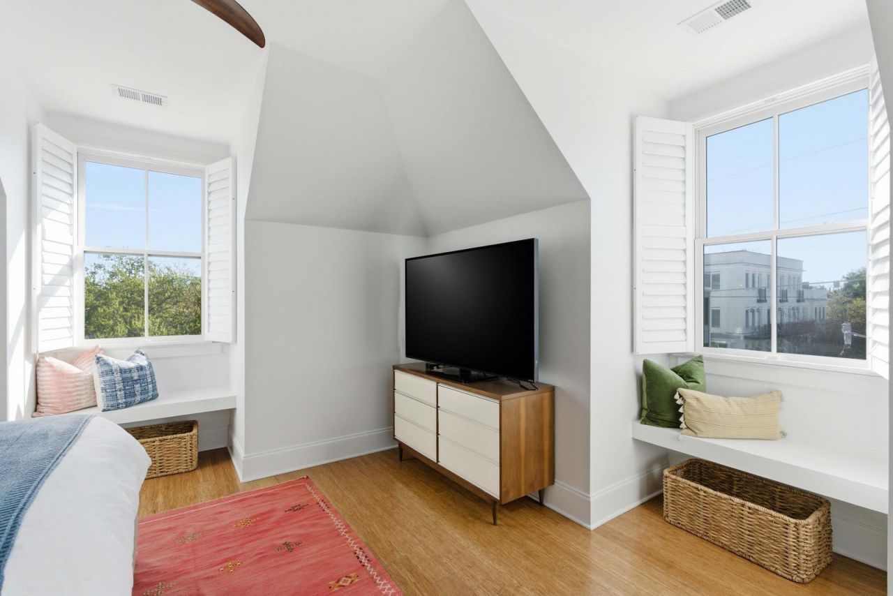 3 Dereef Court Photo 32