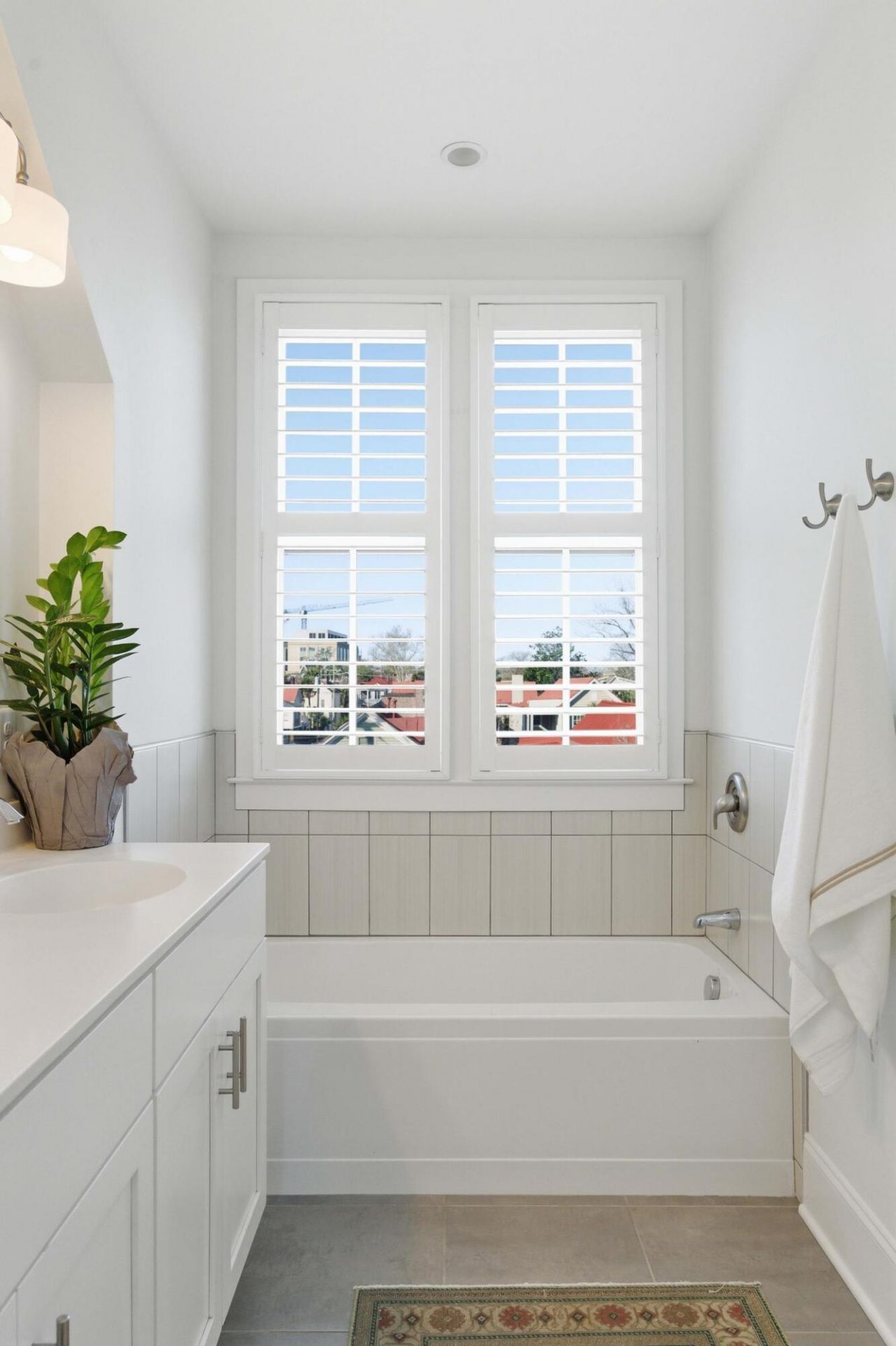 3 Dereef Court Photo 36