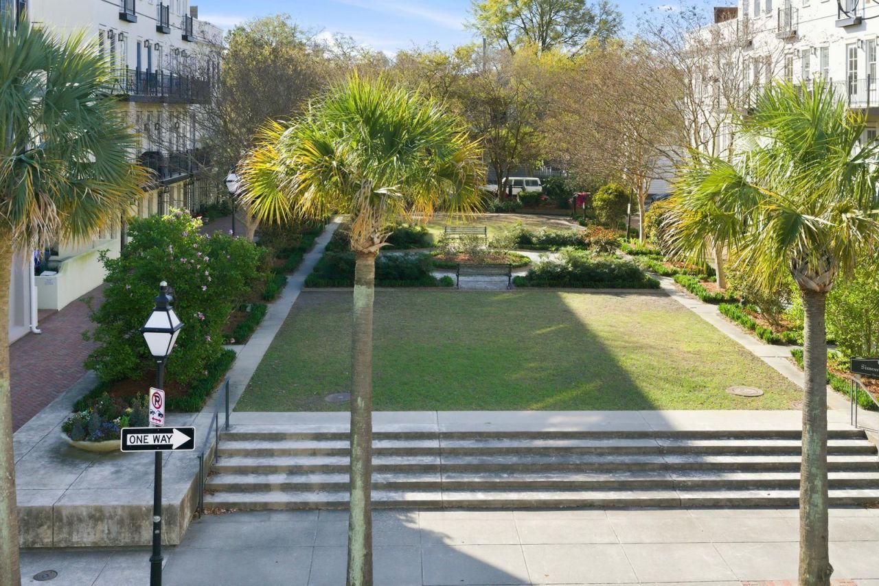 3 Dereef Court Photo 42