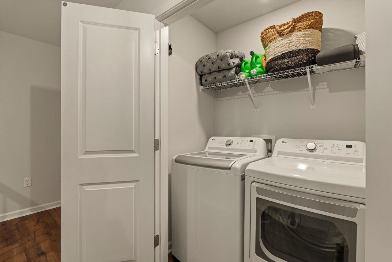 2952 Needlegrass Drive Photo 33