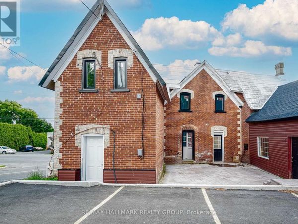 5561 Manotick Main Street , Unit 1, Ottawa, ON K4M1A7