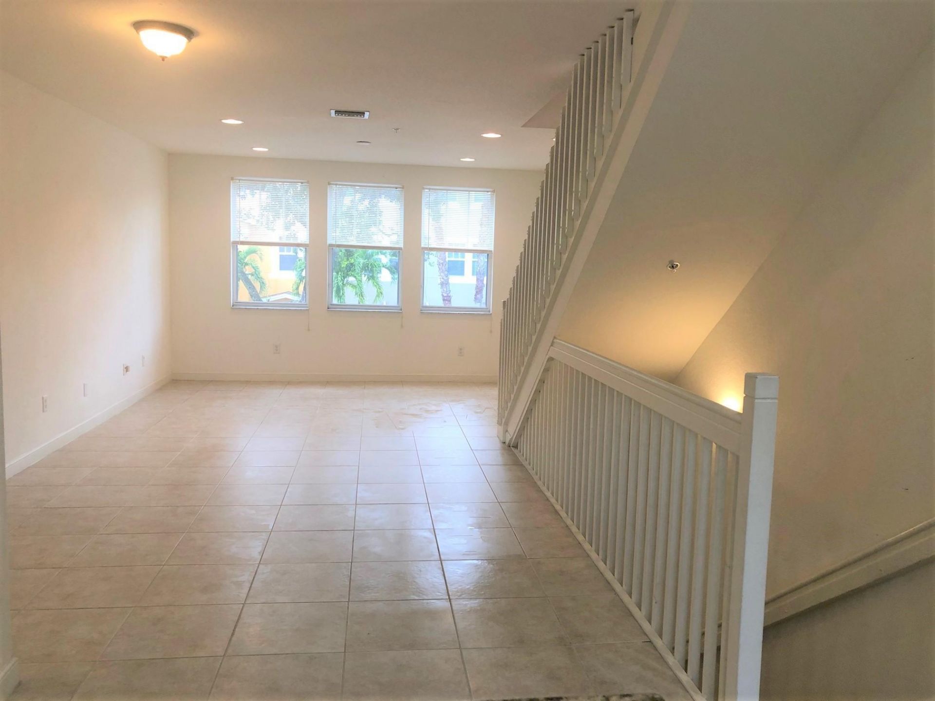 883 Millbrae Court, Unit 5, West Palm Beach, FL 33401 Photo