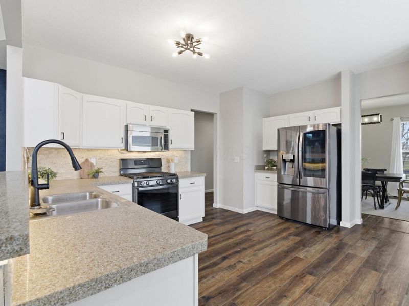 1045 Willow Creek Court, Plain City, OH 43064 Photo 17