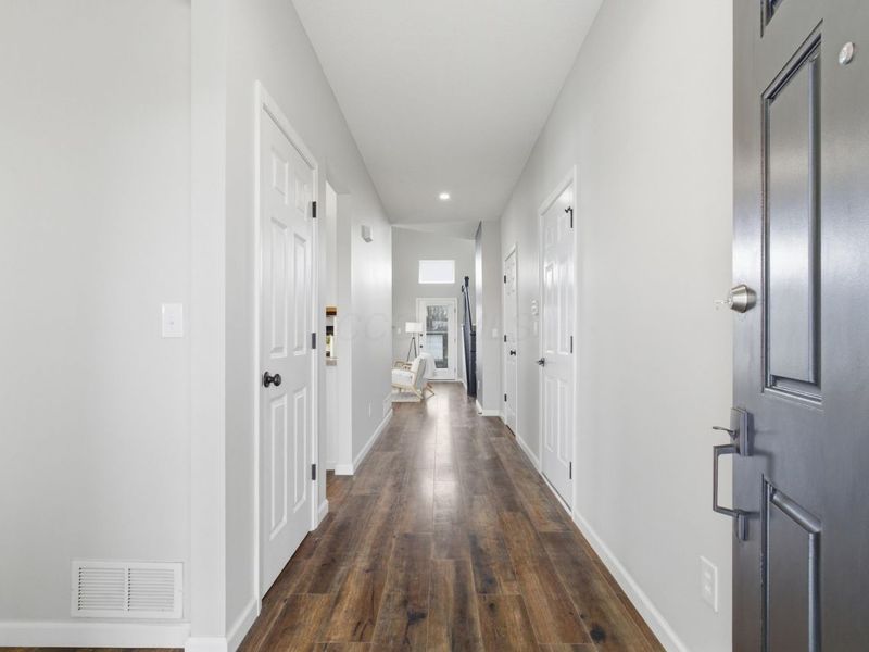 1045 Willow Creek Court, Plain City, OH 43064 Photo 5