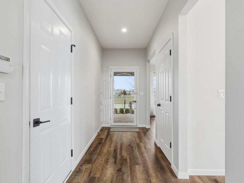 1045 Willow Creek Court, Plain City, OH 43064 Photo 6