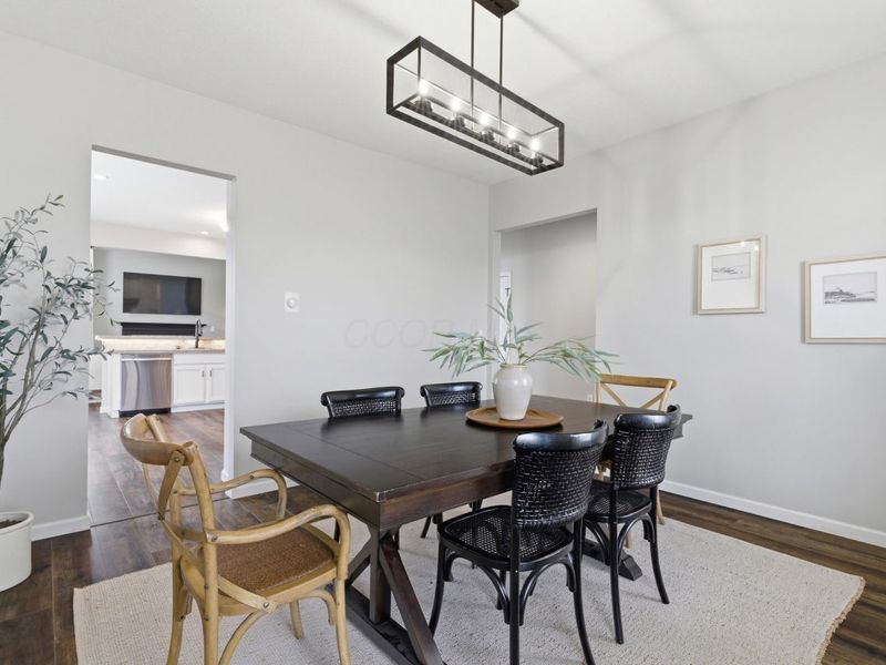 1045 Willow Creek Court, Plain City, OH 43064 Photo 8