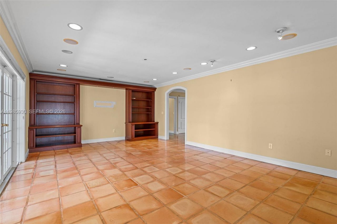 13276 SW 58th Ct, Pinecrest, FL 33156 Photo