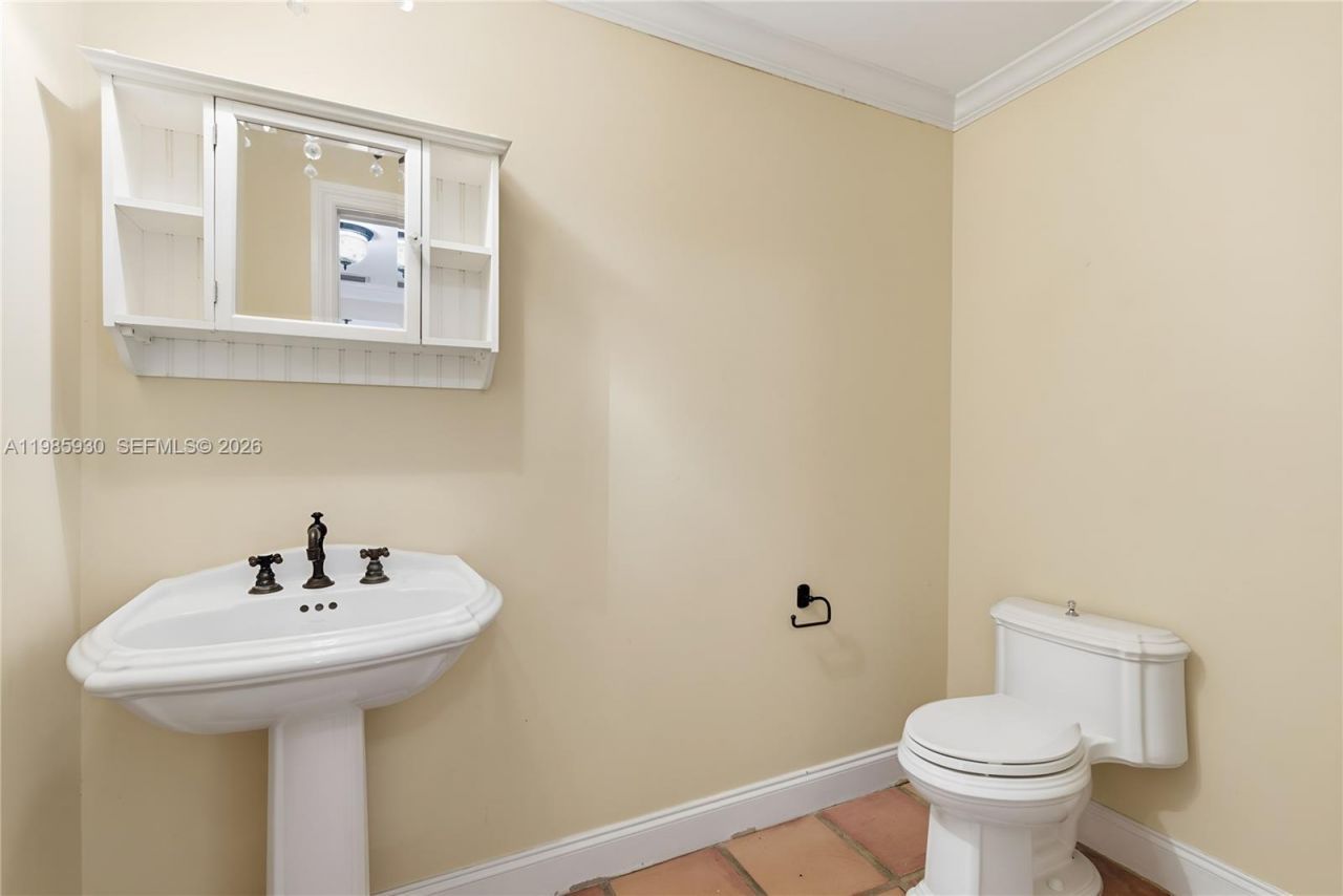 13276 SW 58th Ct, Pinecrest, FL 33156 Photo