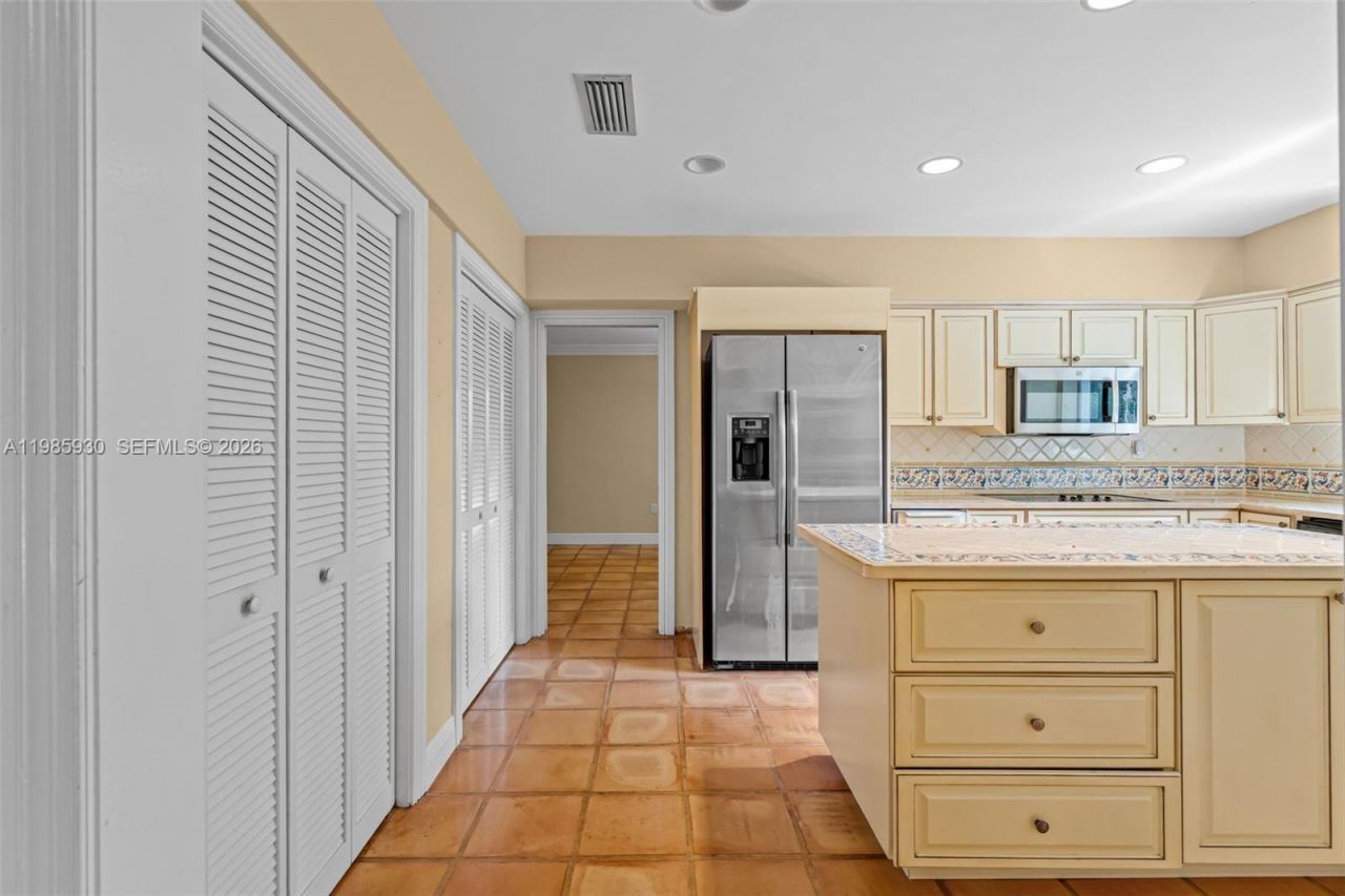 13276 SW 58th Ct, Pinecrest, FL 33156 Photo