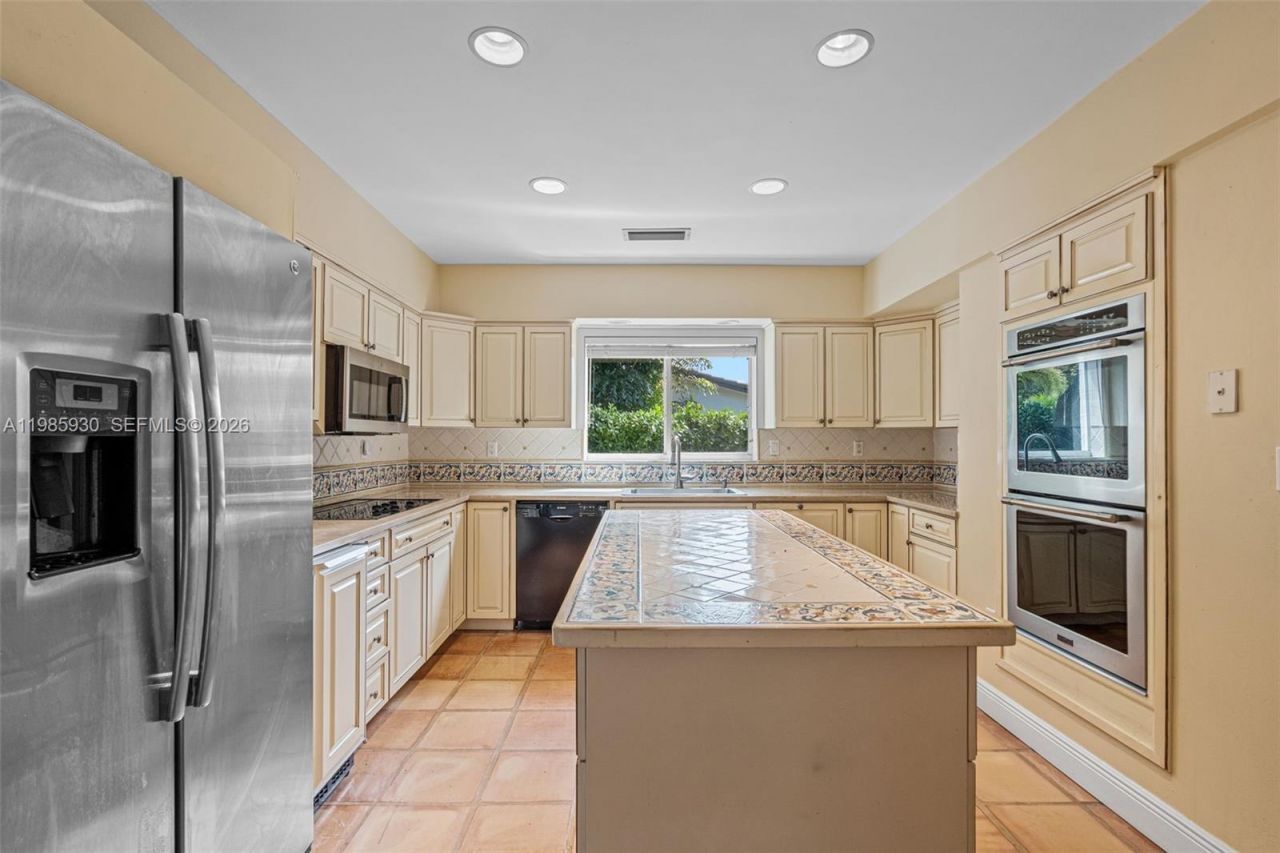 13276 SW 58th Ct, Pinecrest, FL 33156 Photo