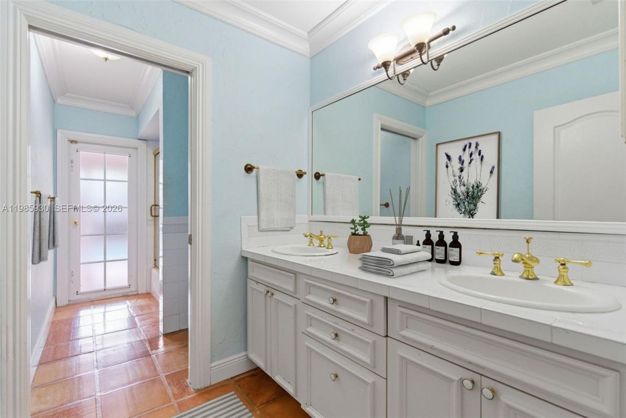 13276 SW 58th Ct, Pinecrest, FL 33156 Photo