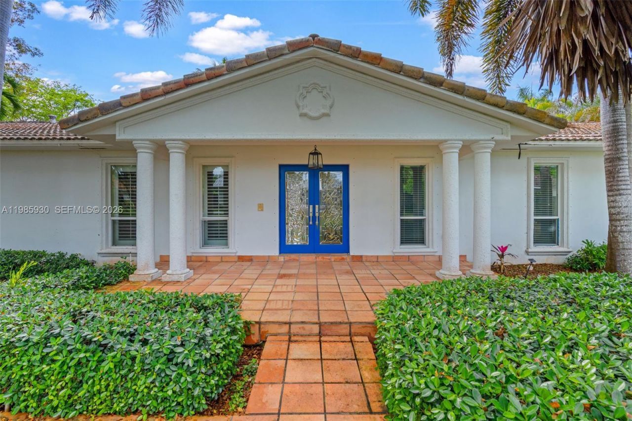 13276 SW 58th Ct, Pinecrest, FL 33156 Photo