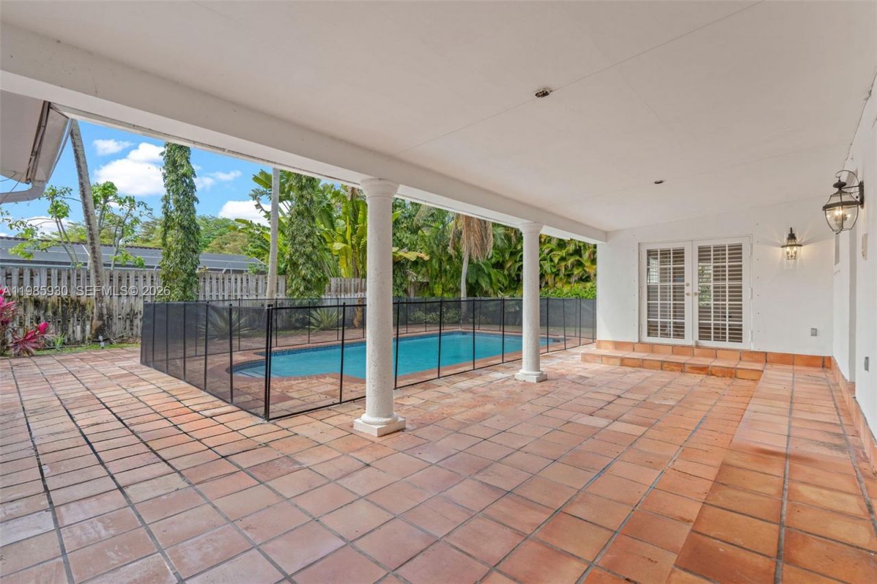 13276 SW 58th Ct, Pinecrest, FL 33156 Photo