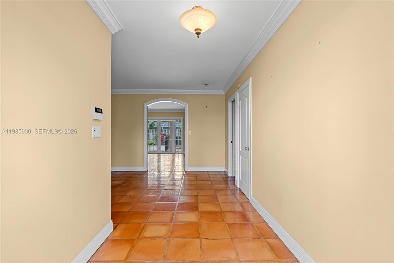 13276 SW 58th Ct, Pinecrest, FL 33156 Photo