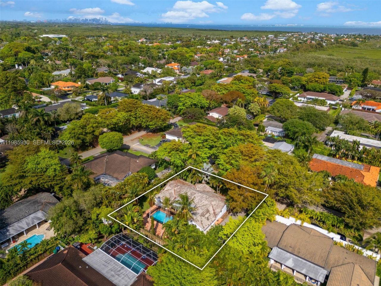 13276 SW 58th Ct, Pinecrest, FL 33156 Photo