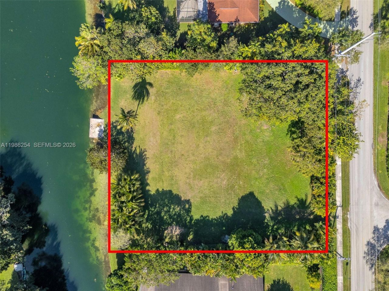 12950 SW 67th Ave, Pinecrest, FL 33156 Photo