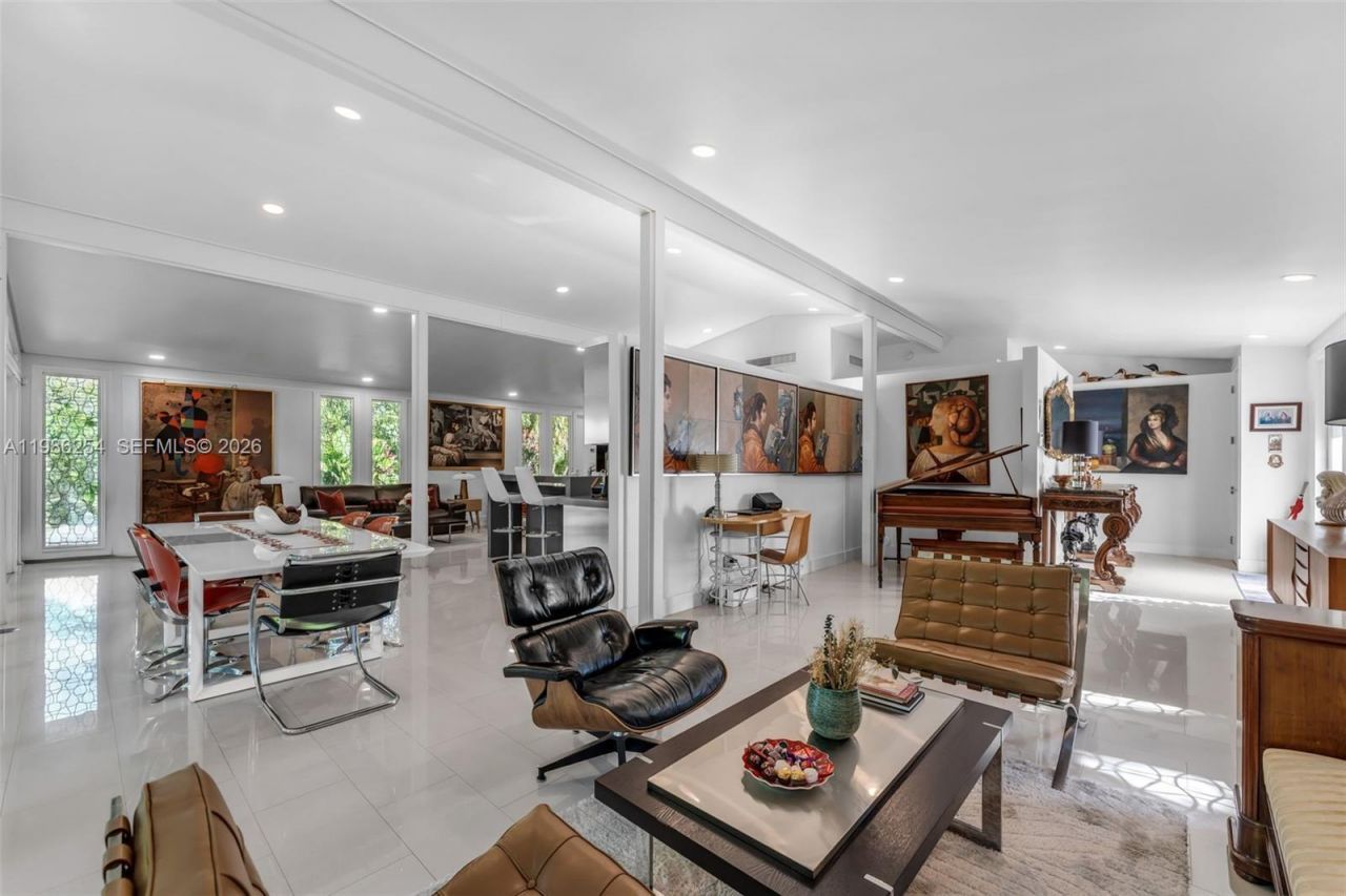 12950 SW 67th Ave , Pinecrest, FL 33156 Photo