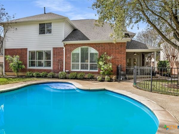2720 Loyaga Drive, Round Rock, TX 78681