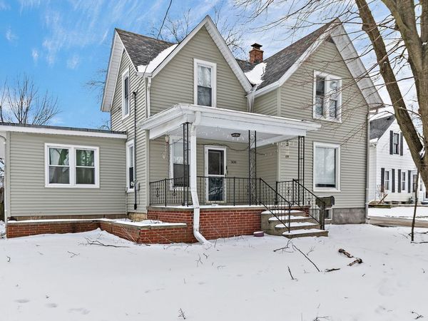 308 S 8th Street, DeKalb, IL 60115