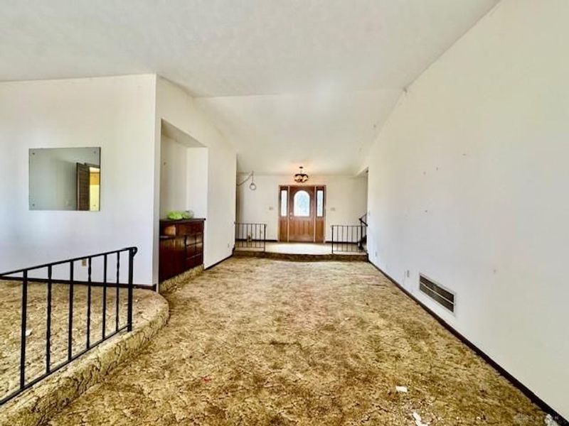 811 Lyncreek Drive, Centerville, OH 45458 Photo 14