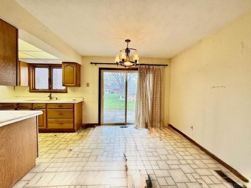 811 Lyncreek Drive, Centerville, OH 45458 Photo 27