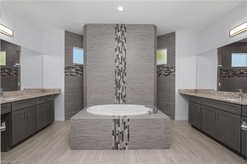 4575 Catalina Ln, Bonita Springs, FL 34134 Photo