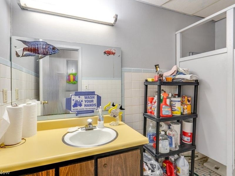 4873 Broadview Road, Cleveland, OH 44109 Photo 10