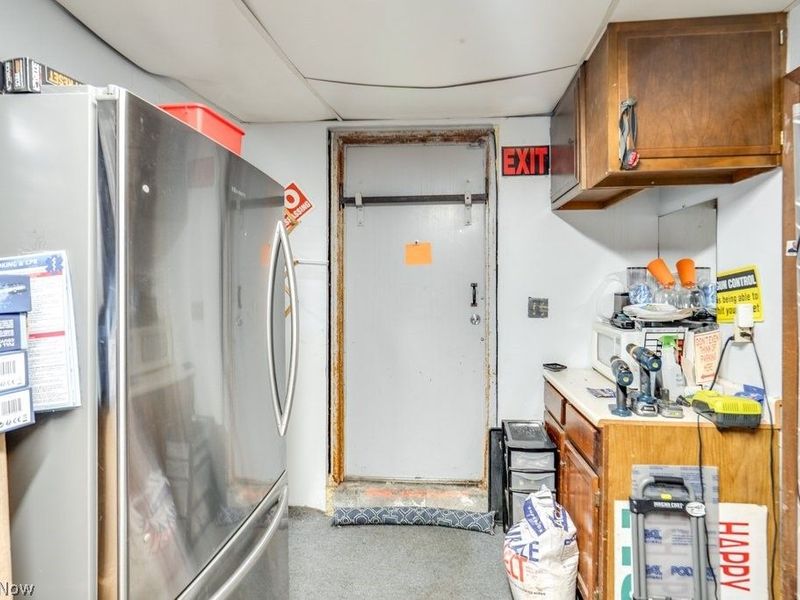 4873 Broadview Road, Cleveland, OH 44109 Photo 13