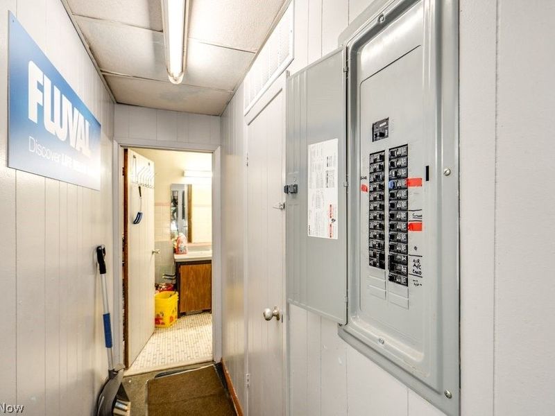 4873 Broadview Road, Cleveland, OH 44109 Photo 21