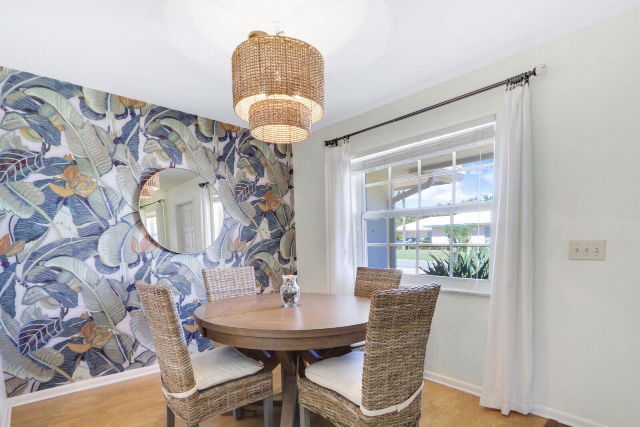 8574 SE Seagrape Way, Hobe Sound, FL 33455 Photo