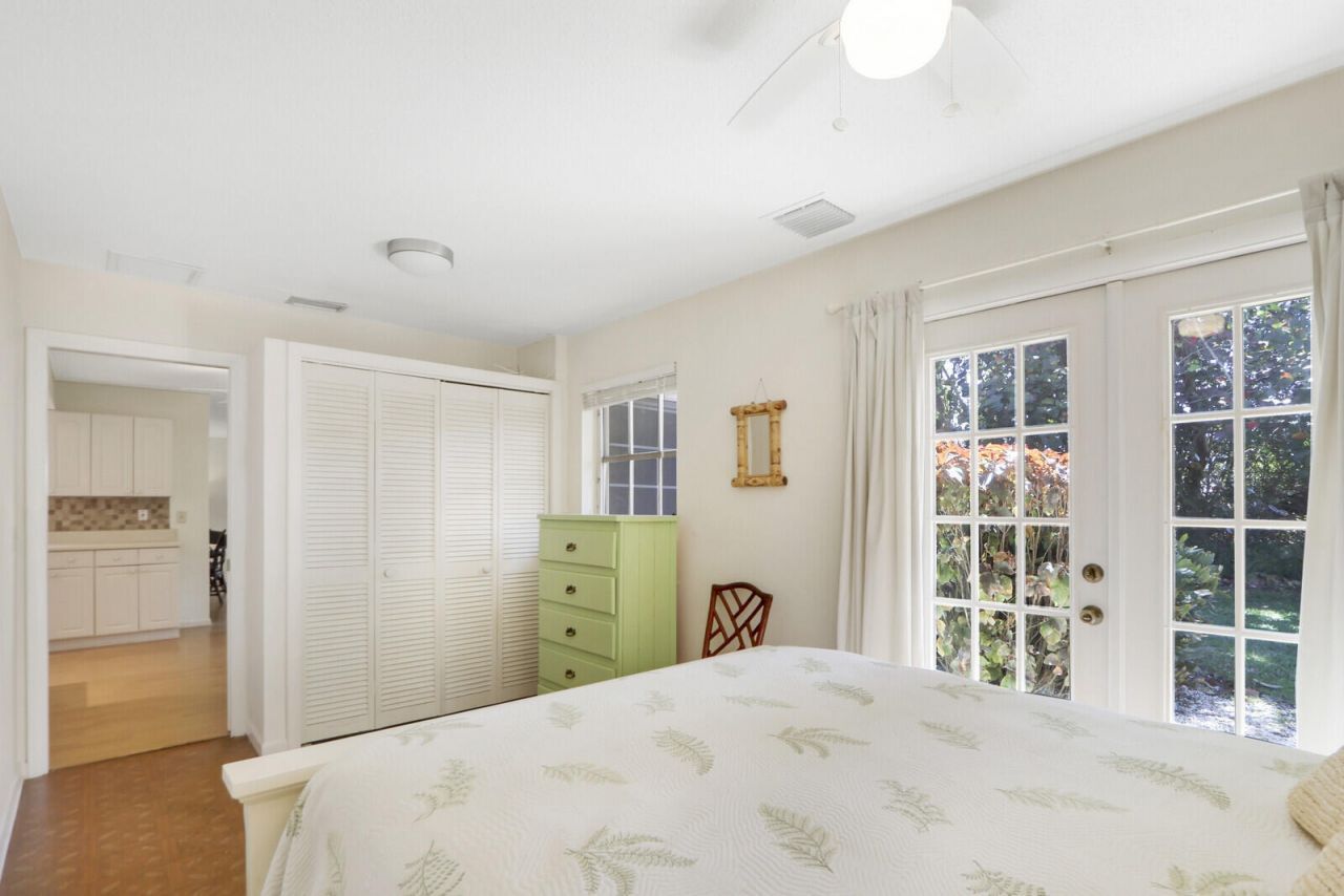 8574 SE Seagrape Way, Hobe Sound, FL 33455 Photo