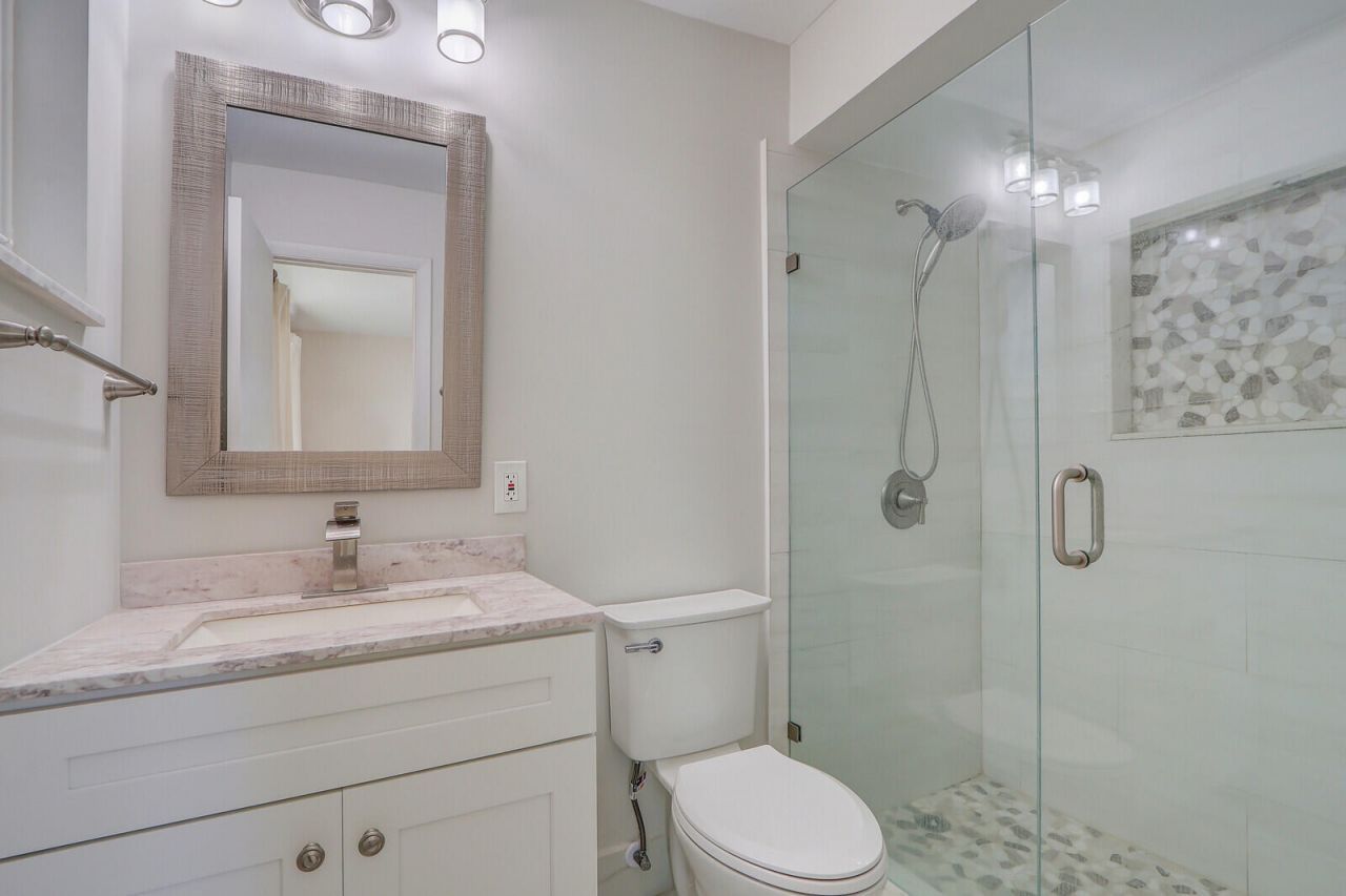 8574 SE Seagrape Way, Hobe Sound, FL 33455 Photo