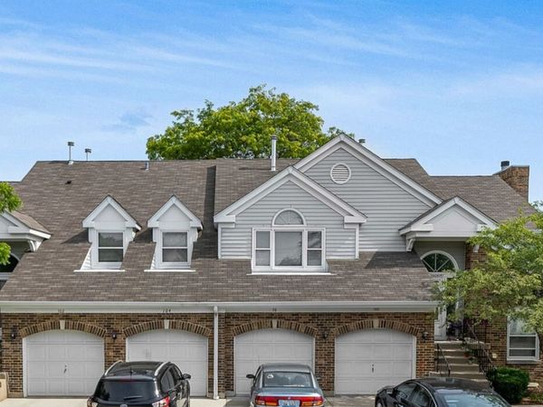 98 Willow Parkway , Buffalo Grove, IL 60089