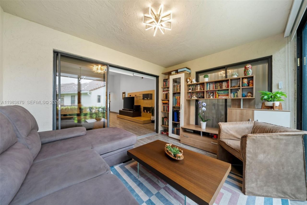 21244 Harbor Way , Unit 213-21, Aventura, FL 33180 Photo