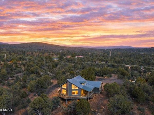 6325 GARDENIA Lane, Show Low, AZ 85901