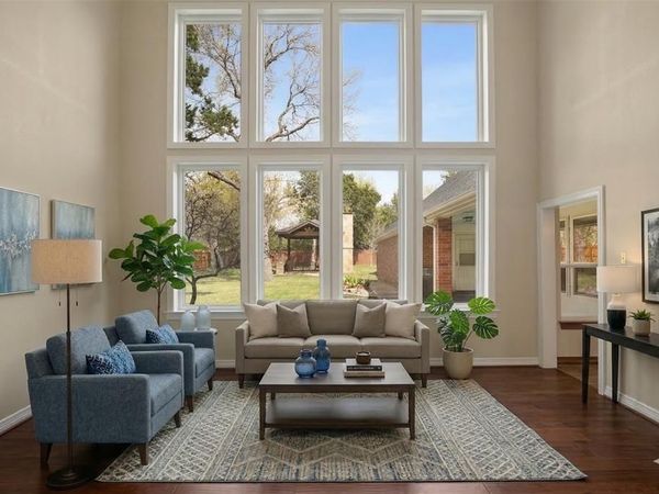 8 Equestrian Trail, Duncanville, TX 75116