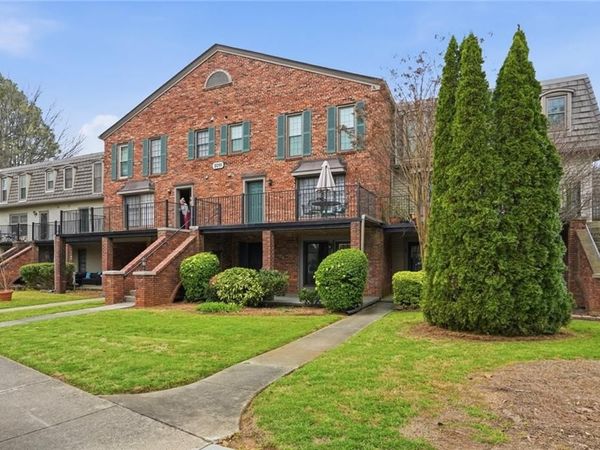 3091 Colonial Way, Unit M2, Atlanta, GA 30341