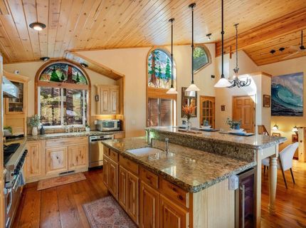 12987 Hillside Drive, Truckee, CA 96161 Photo