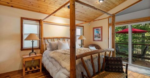 12987 Hillside Drive, Truckee, CA 96161 Photo