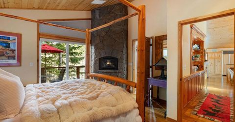 12987 Hillside Drive, Truckee, CA 96161 Photo