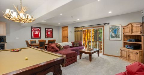 12987 Hillside Drive, Truckee, CA 96161 Photo