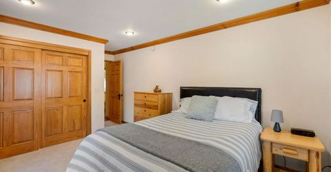 12987 Hillside Drive, Truckee, CA 96161 Photo