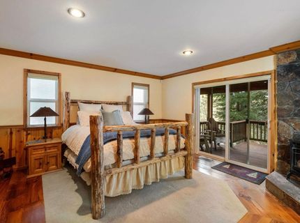 12987 Hillside Drive, Truckee, CA 96161 Photo