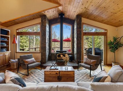 12987 Hillside Drive, Truckee, CA 96161 Photo