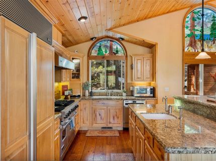 12987 Hillside Drive, Truckee, CA 96161 Photo