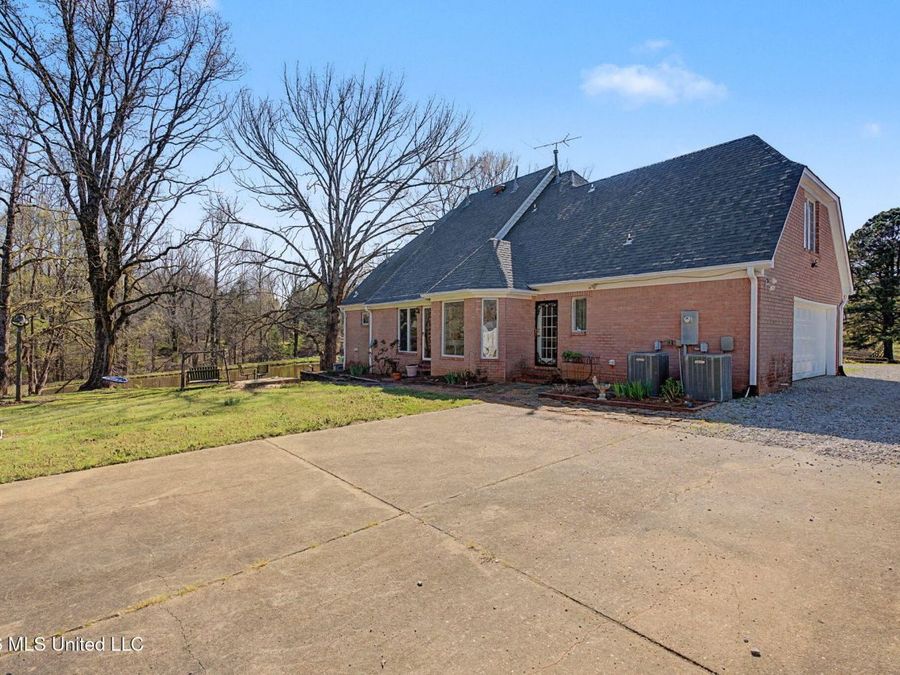 Property Image 38