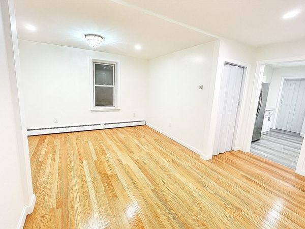 22 Clinton St, Unit 1, Mansfield, MA 02048