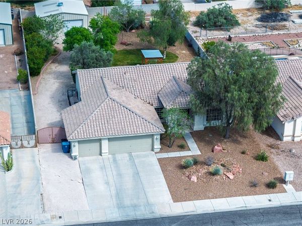 6908 Bienville Street, Las Vegas, NV 89131