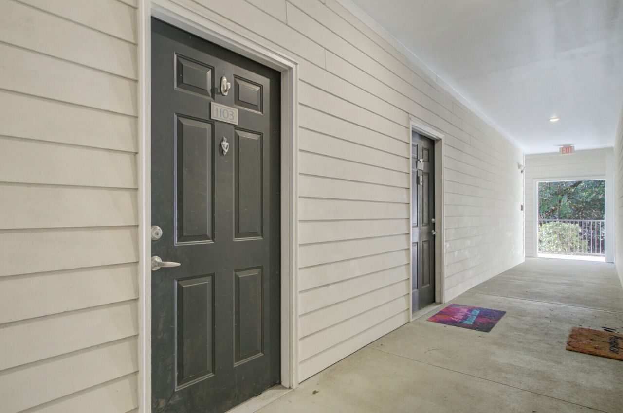 1755 Central Park Road Photo 7