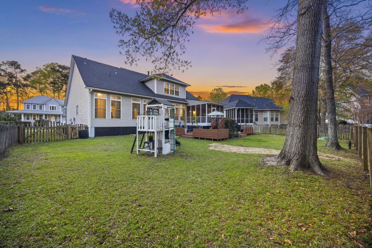 1617 William Hapton Way Photo 11